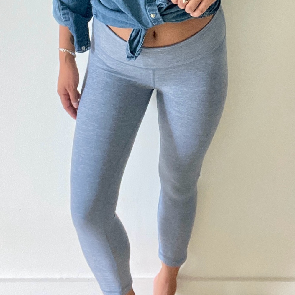 Lululemon Blue Heatherette 3/4 length ankle crop super soft Leggings